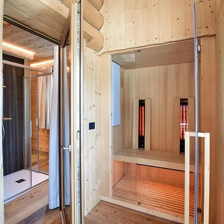 Σπίτι διακοπών Gorgeous In With Sauna